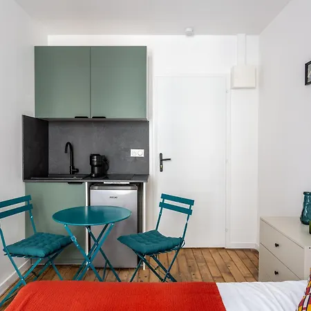 Bright & Functional - 18th Arrondissement Apartment Paris